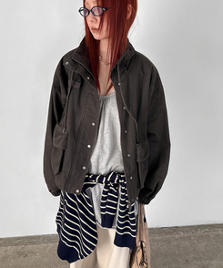 ヘリンボーンハイネックジャンパー CHARCOAL