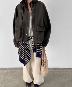 ヘリンボーンハイネックジャンパー CHARCOAL