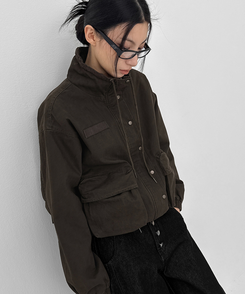 ヘリンボーンハイネックジャンパー CHARCOAL