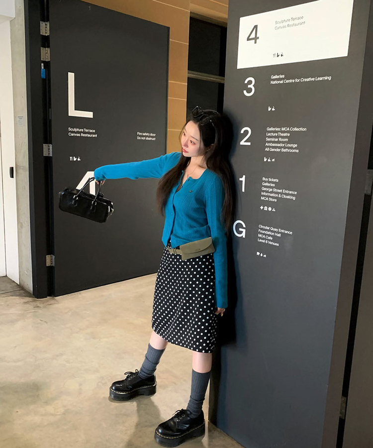 パンチングカーディガン BLUE