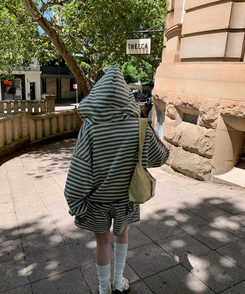 【SET】ストライプフードジップアップ＋ショートパンツ KHAKI