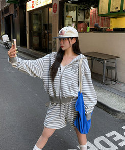 【SET】ストライプフードジップアップ＋ショートパンツ GREY