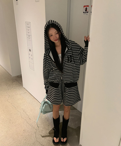 【SET】ストライプフードジップアップ＋ショートパンツ BLACK