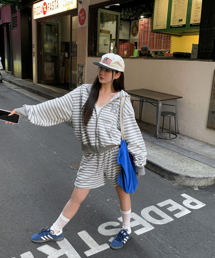 【SET】ストライプフードジップアップ＋ショートパンツ GREY