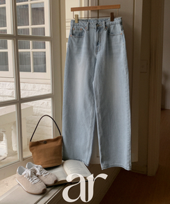 (ヴィンテージパッチラベル / ふんわりライトブルー♥) ライトブルー ワイドフィット デニムパンツ