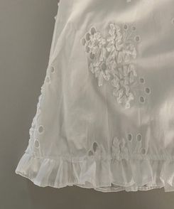 パンチングレースフラワー刺繍フリルミディスカート