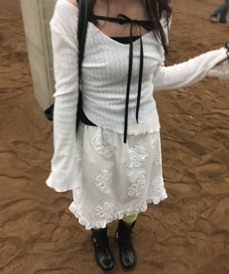 パンチングレースフラワー刺繍フリルミディスカート IVORY