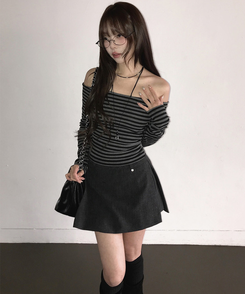 【ベルト付き】サイドスリットミニスカートパンツ CHARCOAL