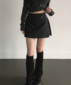 【ベルト付き】サイドスリットミニスカートパンツ CHARCOAL