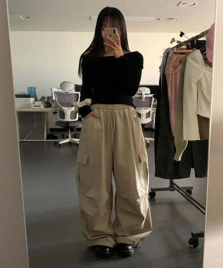 カーゴポケットバルーンフィットワイドロングパンツ BEIGE