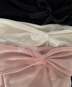 リボンオフショルダー長袖Tシャツ