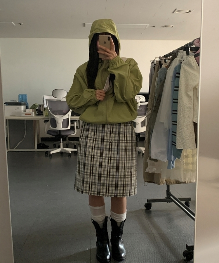 ナイロンチェックミディスカート IVORY