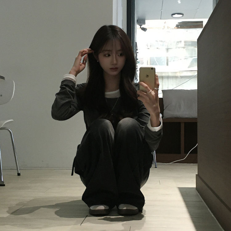 몸매보정되는 모모 라운드 레이어드 잔골지 나시 긴팔 티셔츠 세트 언발란스 허리잘록 리본 스트랩 배색 긴팔티 일체형 봄 스트라이프 상의 3color 먹색