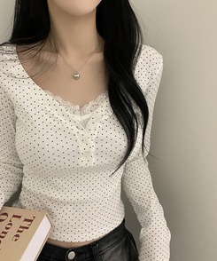 ドットボタンスリムVネック長袖Tシャツ IVORY