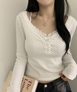 ドットボタンスリムVネック長袖Tシャツ IVORY