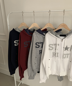 Y2Kスターレタリングジップアップパーカー