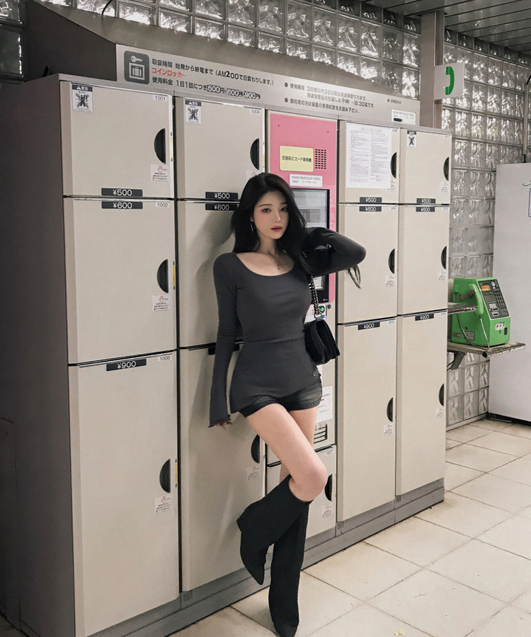 サイドシアリングスリットオフ長袖Tシャツ CHARCOAL