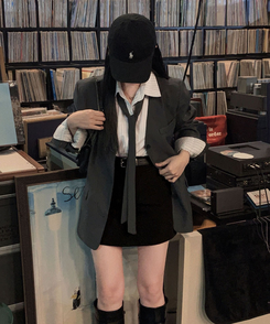 초커SET 유어스 노카라 루즈핏 싱글 하프 자켓 차콜