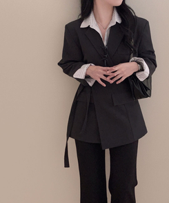 【SET】モノトーンツーボタンジャケット レイヤードラップスカート CHARCOAL