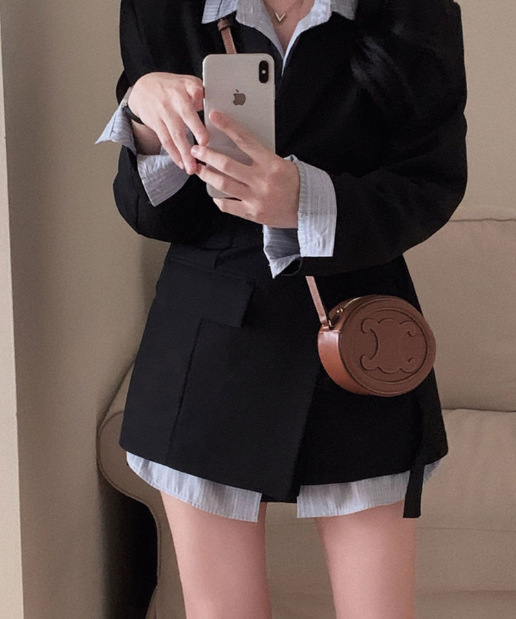 직각어깨 만들어주는모노톤 오버핏 투버튼 자켓 레이어드 랩스커트 투피스 셋업 세트 블랙