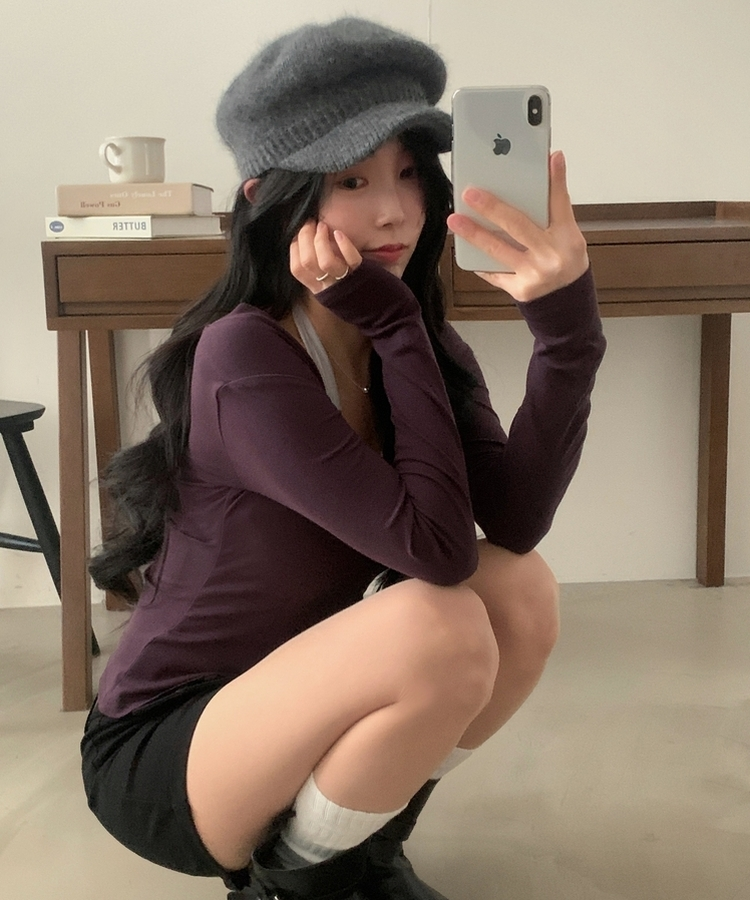 트윈 홀터넥 레이어드 배색 긴팔티셔츠 퍼플