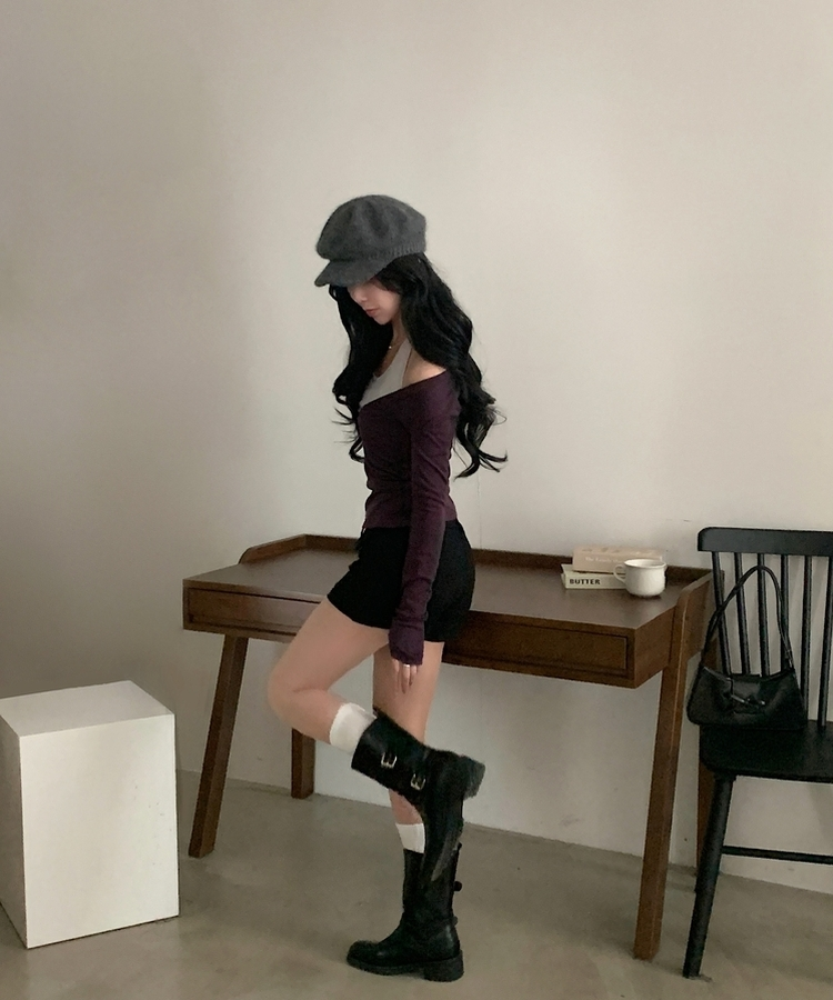 트윈 홀터넥 레이어드 배색 긴팔티셔츠 퍼플