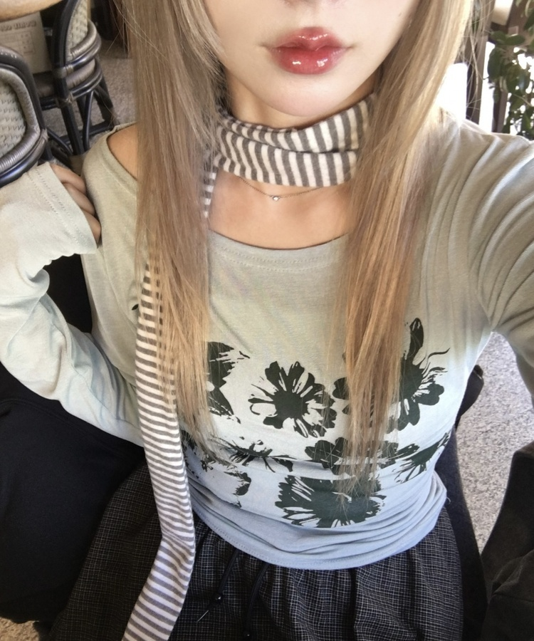 フラワー柄シアーTシャツ MINT