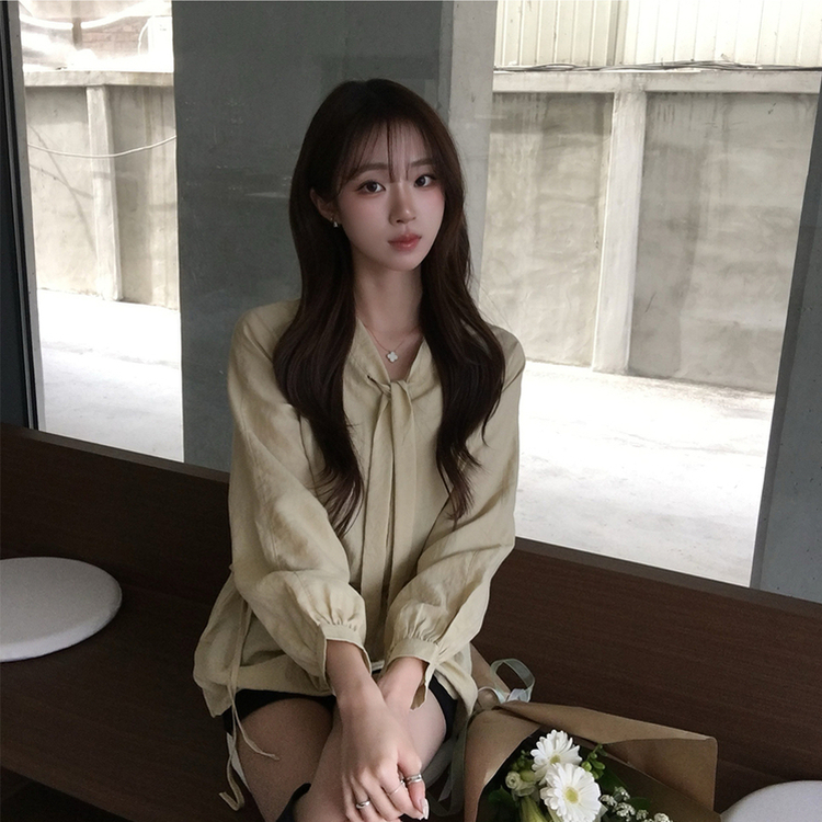 フリルストラップリボンシースルーブラウス BEIGE