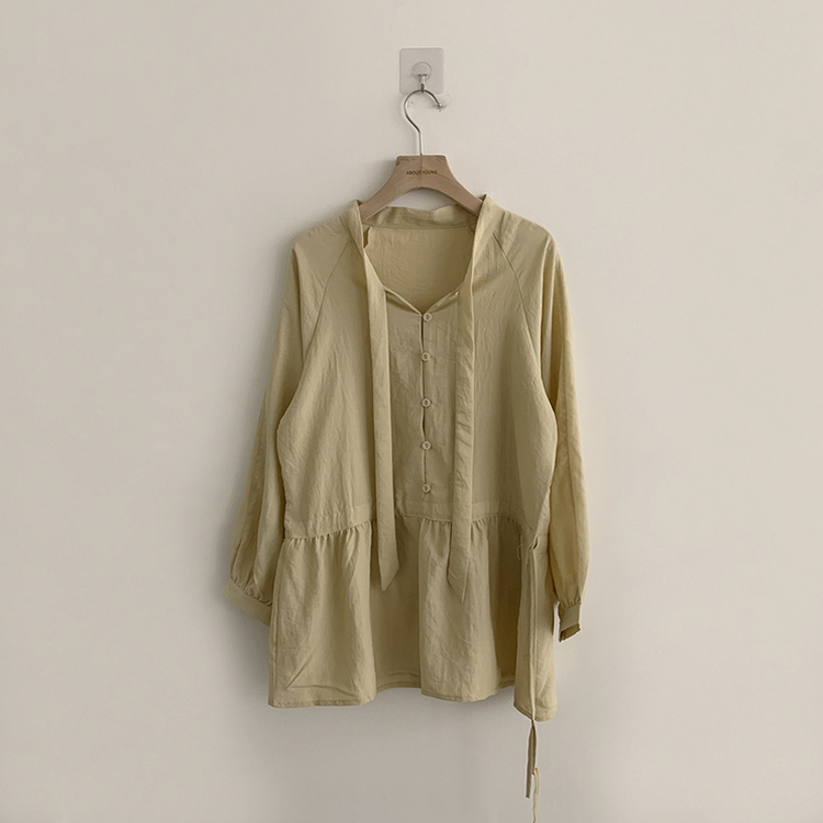 フリルストラップリボンシースルーブラウス