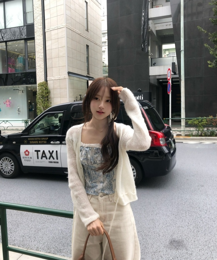 레이스 리본 뷔스티에 나시 아쿠아블루