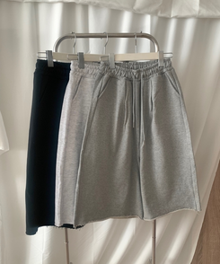 ピンテックバミューダオーバーフィットパンツ