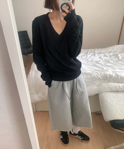 ボタン袖ルーズフィットVニット BLACK