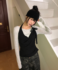 【SET】リップネックレイヤード長袖Tシャツ BLACK