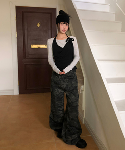 【SET】リップネックレイヤード長袖Tシャツ BLACK