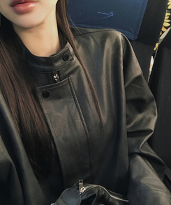 ノーカラーボタンレザーブルゾンジャケット BLACK