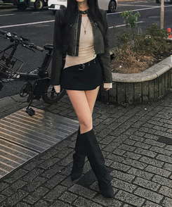 オフショルダーシアリングニット IVORY