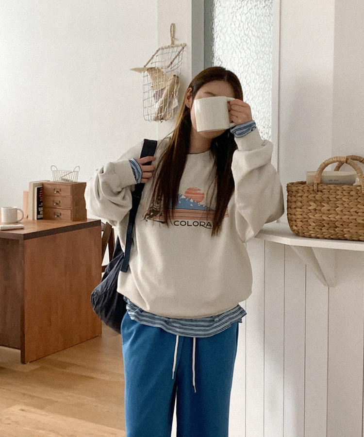 プリントオーバーフィットトレーナー BEIGE