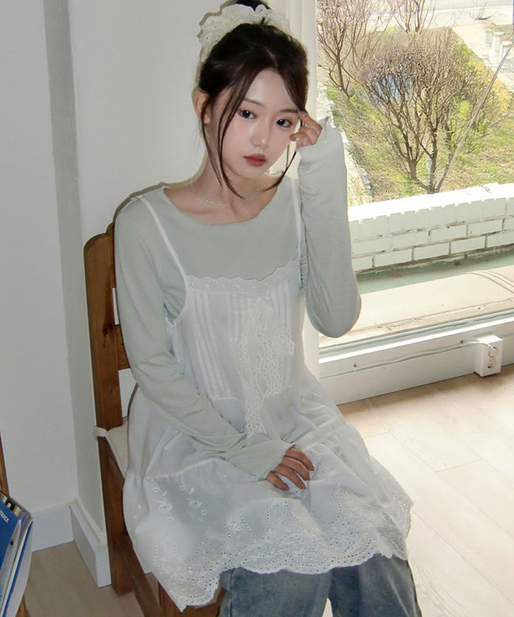 レースリボンパンチングミディワンピース IVORY