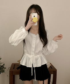 リボンストリングパンチングフレアブラウス WHITE