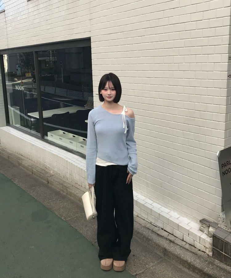 와이드 일자 뒷밴딩 데님팬츠 블랙