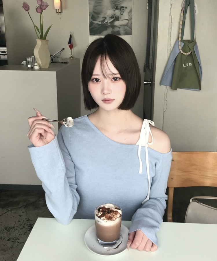 리본 오프숄더 니트 소라