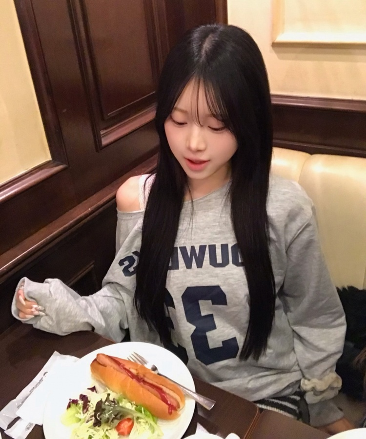 원숄더 오버핏 롱슬리브 티 그레이