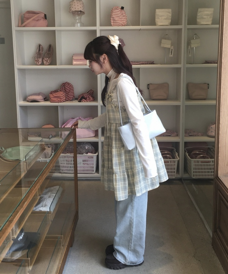 フリルレトロチェックキャミワンピース BEIGE