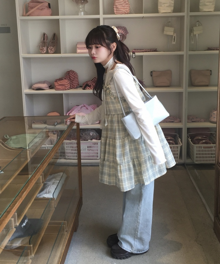 フリルレトロチェックキャミワンピース BEIGE