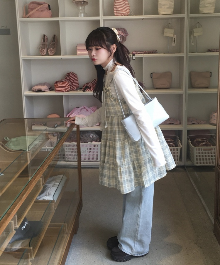 ウェーブフリル長袖トップス IVORY