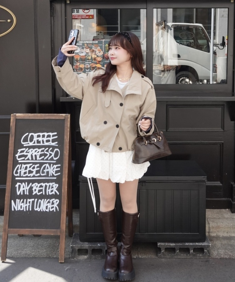 더블버튼 트렌치 크롭 자켓 베이지