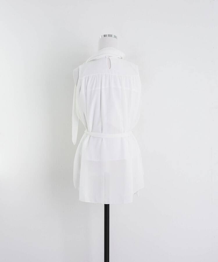 ハイネックドロストフレアブラウス