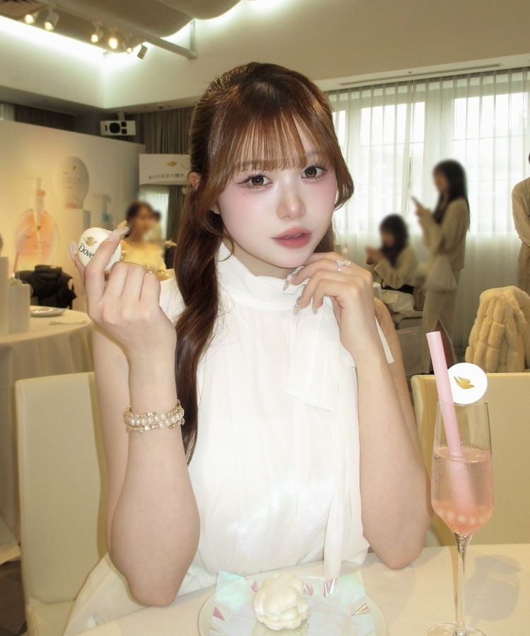 ハイネックドロストフレアブラウス WHITE