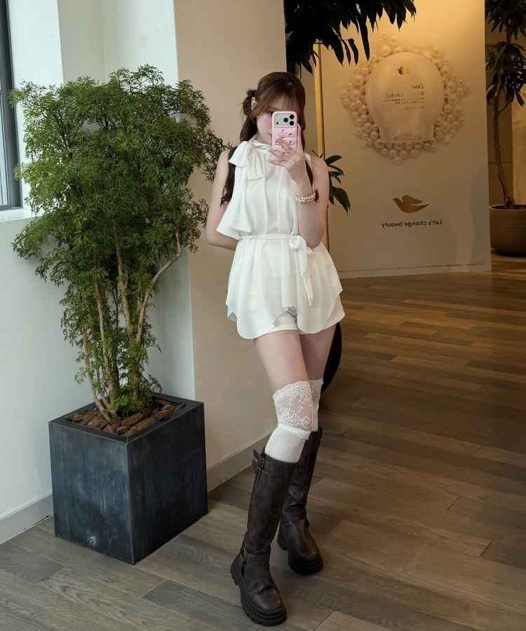 ハイネックドロストフレアブラウス WHITE