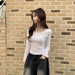 Uネックベーシック長袖Tシャツ IVORY